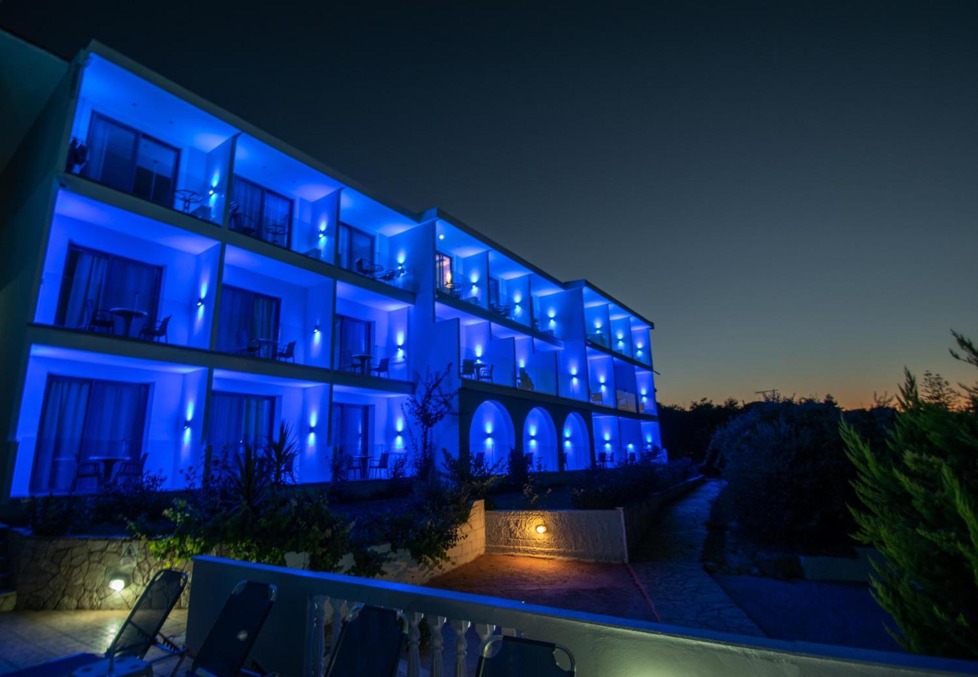 Christina Apartments Planos Exterior foto